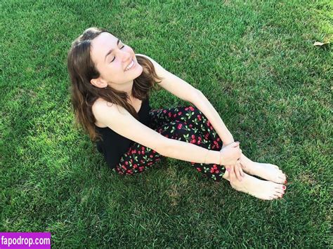 maude apatow naked|Maude Apatow Nude and Sexy Photo Collection Leak